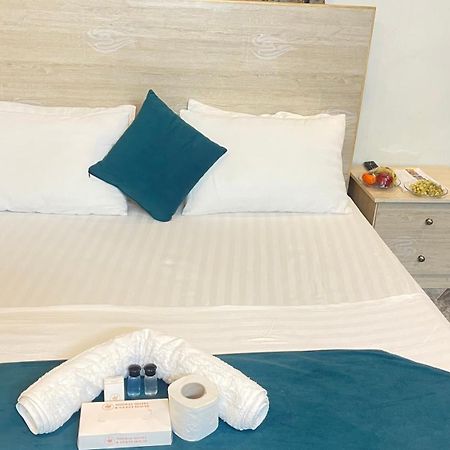 Midways Guest House And Hotels Islamabad Exteriör bild