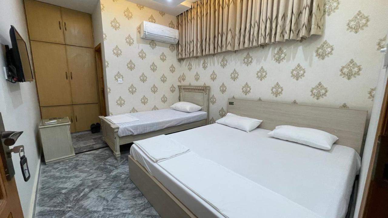 Midways Guest House And Hotels Islamabad Exteriör bild